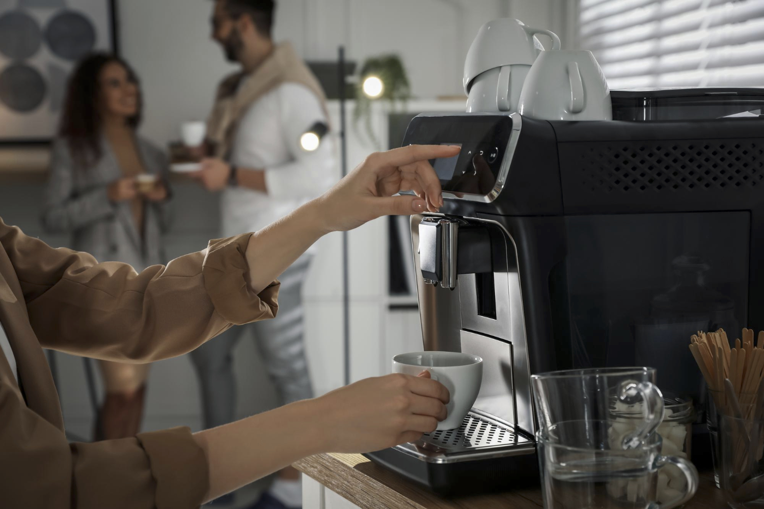 Ekspres do kawy w biurze